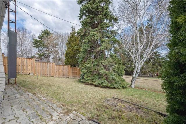 2144 Meadowbrook Rd, House detached with 3 bedrooms, 2 bathrooms and 3 parking in Burlington ON | Image 28