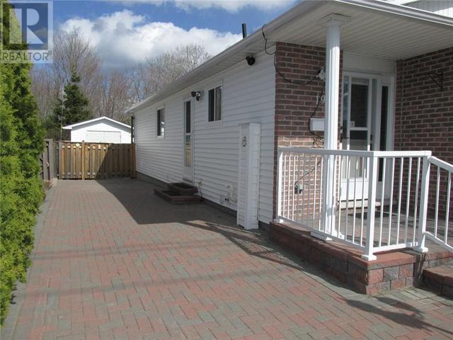 19 Esten Drive S, House detached with 3 bedrooms, 2 bathrooms and null parking in Elliot Lake ON | Image 53
