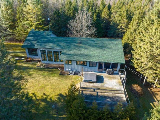 398 Coons Rd, House detached with 4 bedrooms, 2 bathrooms and 6 parking in Rideau Lakes ON | Image 1