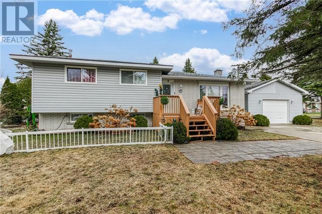 92 Newton Crescent, House detached with 3 bedrooms, 1 bathrooms and null parking in Greater Sudbury ON | Image 32