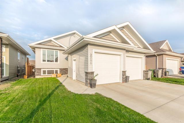 3711 42 Avenue, House detached with 5 bedrooms, 2 bathrooms and 4 parking in Lloydminster (Part) SK | Image 1