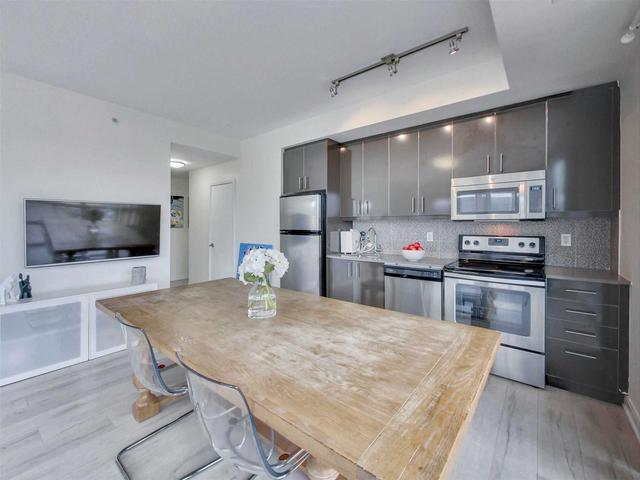 408 - 760 The Queensway, Condo with 2 bedrooms, 2 bathrooms and 1 parking in Toronto ON | Image 8