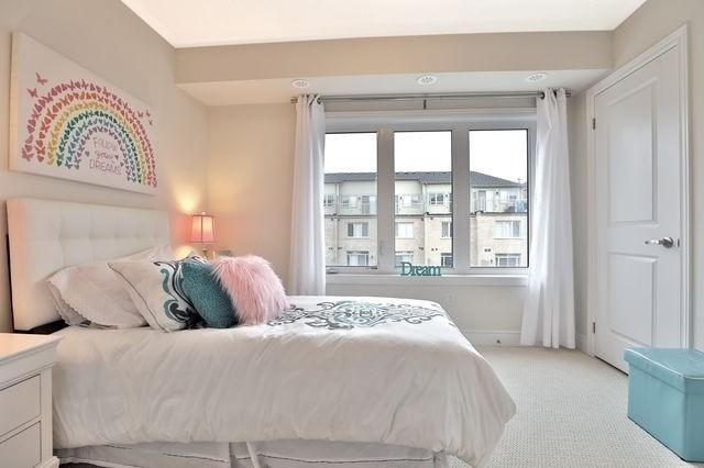 B - 1024 Islington Ave, Townhouse with 3 bedrooms, 3 bathrooms and 1 parking in Toronto ON | Image 10