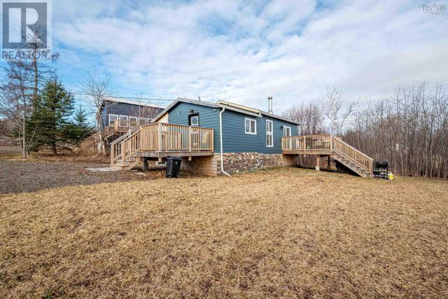 86 Sunrise Drive, House detached with 4 bedrooms, 2 bathrooms and null parking in East Hants NS | Image 2