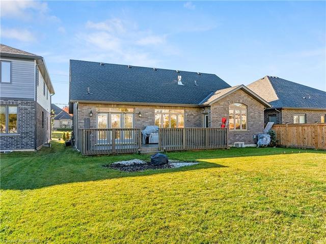 143 New Lakeshore Road, House detached with 3 bedrooms, 2 bathrooms and 6 parking in Norfolk County ON | Image 39
