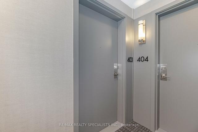 403 - 160 Canon Jackson Dr, Condo with 2 bedrooms, 2 bathrooms and 1 parking in Toronto ON | Image 26