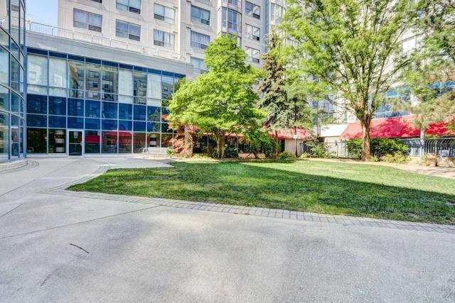 1213 - 1470 Midland Ave, Condo with 2 bedrooms, 2 bathrooms and 1 parking in Toronto ON | Image 22