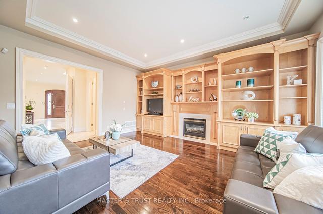 322b Empress Ave, House detached with 4 bedrooms, 5 bathrooms and 6 parking in Toronto ON | Image 3