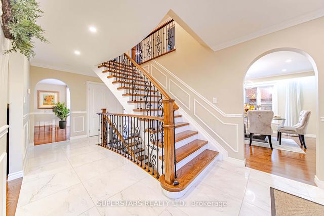 36 Butterfield Dr, House detached with 5 bedrooms, 4 bathrooms and 6 parking in Toronto ON | Image 36