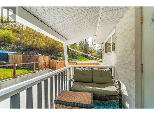 1995 Hollywood Road, House detached with 5 bedrooms, 2 bathrooms and 4 parking in Kelowna BC | Image 11