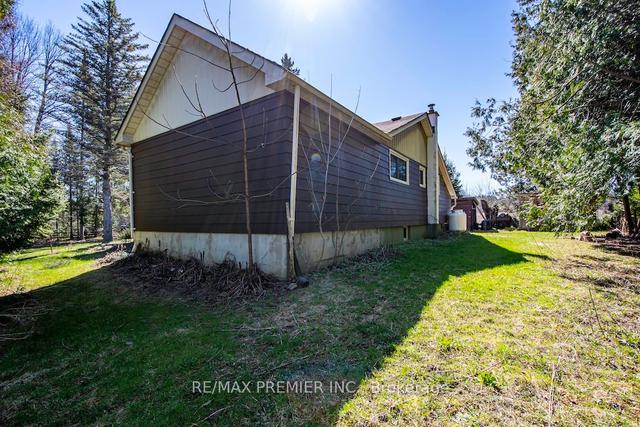 35 Shelter Bay St, House detached with 3 bedrooms, 2 bathrooms and 8 parking in Kawartha Lakes ON | Image 17