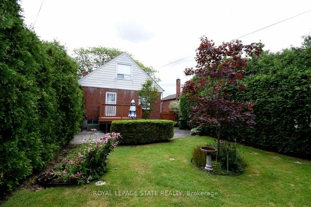 136 Taylor Ave, House detached with 3 bedrooms, 2 bathrooms and 2 parking in Hamilton ON | Image 29