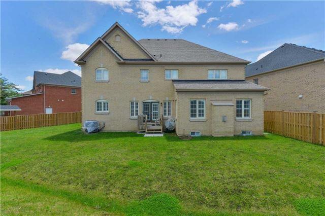 58 Viewmount Cres, House detached with 5 bedrooms, 5 bathrooms and 4 parking in Brampton ON | Image 17
