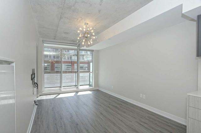 404 - 630 Kingston Rd, Condo with 2 bedrooms, 2 bathrooms and 1 parking in Toronto ON | Image 19