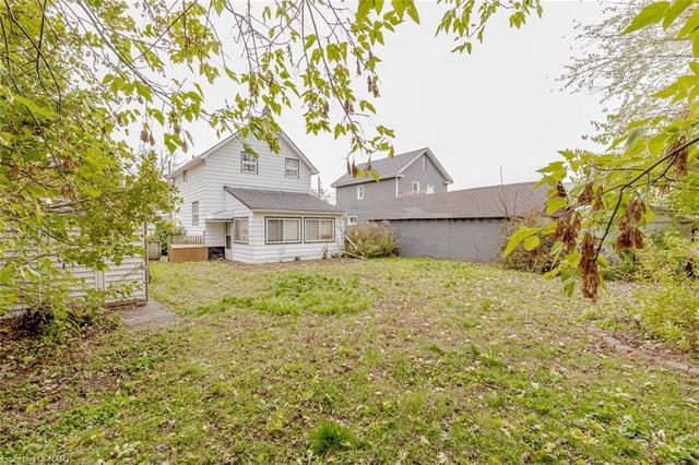 6413 Barker Street S, House detached with 3 bedrooms, 1 bathrooms and 4 parking in Niagara Falls ON | Image 25
