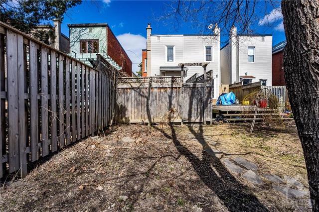 88 Frank Street, Townhouse with 2 bedrooms, 1 bathrooms and 1 parking in Ottawa ON | Image 27
