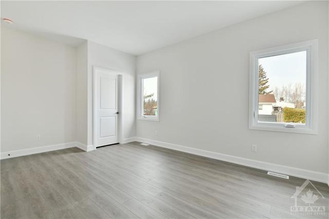 7 Bourassa Street, Condo with 3 bedrooms, 2 bathrooms and 3 parking in Russell ON | Image 13