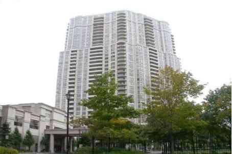 820 - 25 Kingsbridge Garden Circ, Condo with 2 bedrooms, 2 bathrooms and 1 parking in Mississauga ON | Image 1