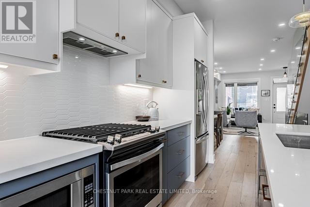 277 Boston Ave, House semidetached with 3 bedrooms, 4 bathrooms and 1 parking in Toronto ON | Image 12