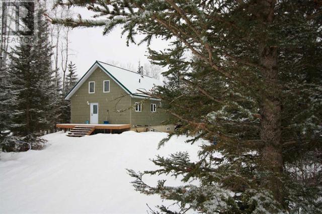 43 Tugate Drive, House detached with 4 bedrooms, 1 bathrooms and 4 parking in Mackenzie County AB | Image 2