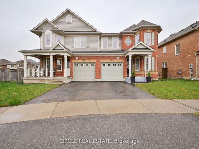 914 Raftis Cres, House semidetached with 3 bedrooms, 3 bathrooms and 2 parking in Milton ON | Image 1