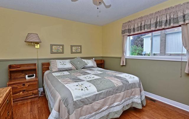 2 Hemmingway Dr, House detached with 4 bedrooms, 2 bathrooms and 2 parking in Clarington ON | Image 8