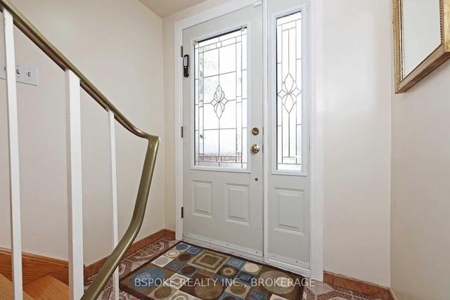 379 Winona Dr, House detached with 3 bedrooms, 2 bathrooms and 3 parking in Toronto ON | Image 37
