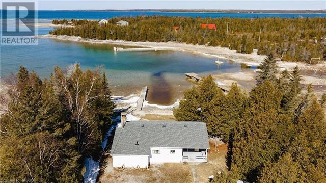 333 Robert Allen Drive, House detached with 2 bedrooms, 1 bathrooms and 9 parking in Northern Bruce Peninsula ON | Image 4