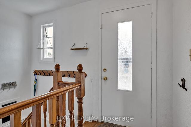 1103 Hilltop St, House detached with 2 bedrooms, 2 bathrooms and 5 parking in Peterborough ON | Image 33