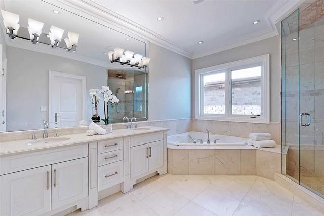 2 Geranium Crt, House detached with 5 bedrooms, 7 bathrooms and 9 parking in Toronto ON | Image 14