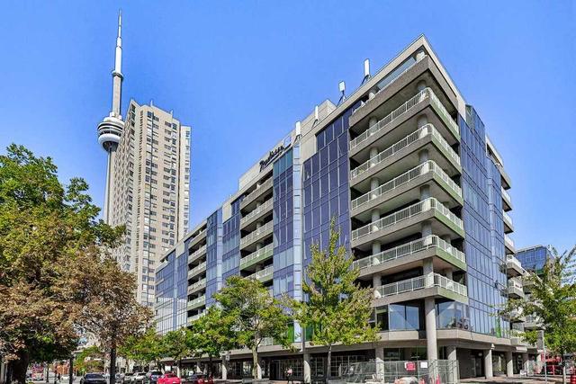 202 - 251 Queens Quay W, Condo with 2 bedrooms, 2 bathrooms and 1 parking in Toronto ON | Image 1