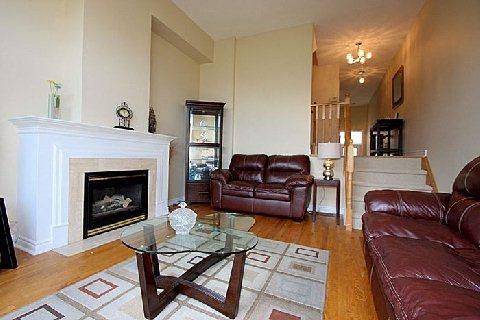 th#2 - 840 Dundas St W, Townhouse with 4 bedrooms, 2 bathrooms and 1 parking in Mississauga ON | Image 3