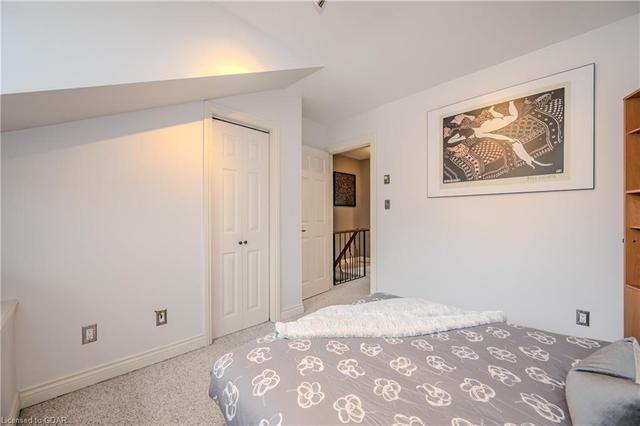3 - 196 Arthur Street N, House attached with 2 bedrooms, 1 bathrooms and 1 parking in Guelph ON | Image 16