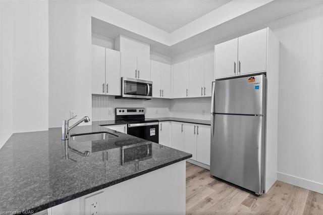 106 - 1201 Lackner Place, House attached with 2 bedrooms, 2 bathrooms and 1 parking in Kitchener ON | Image 3