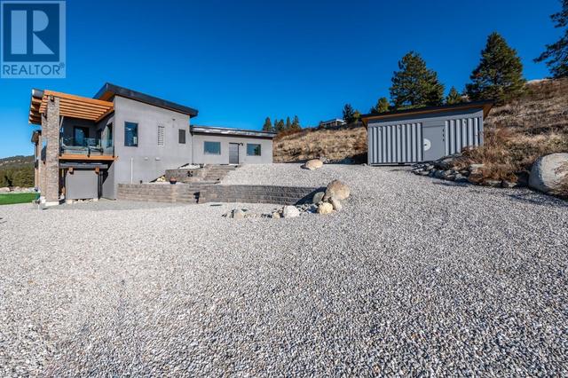 960 Eagle Place, House detached with 2 bedrooms, 1 bathrooms and 10 parking in Okanagan Similkameen A BC | Image 38