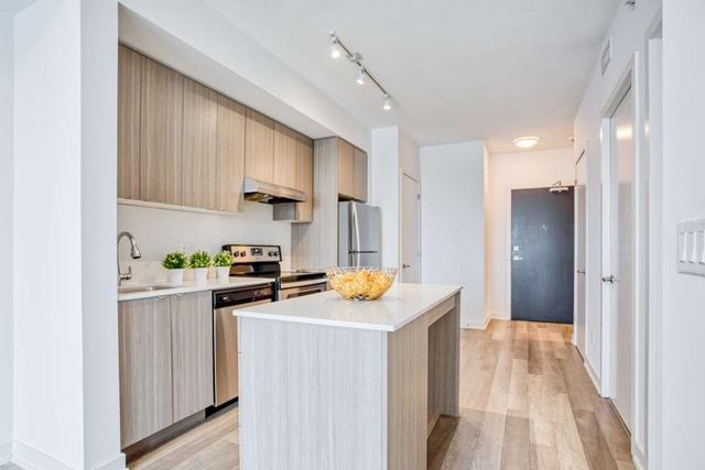 b404 - 5240 Dundas St, Condo with 1 bedrooms, 1 bathrooms and 1 parking in Burlington ON | Image 2