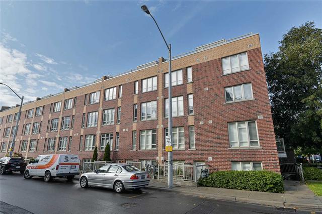 102 - 30 Elsie Lane, Townhouse with 3 bedrooms, 2 bathrooms and 1 parking in Toronto ON | Image 28