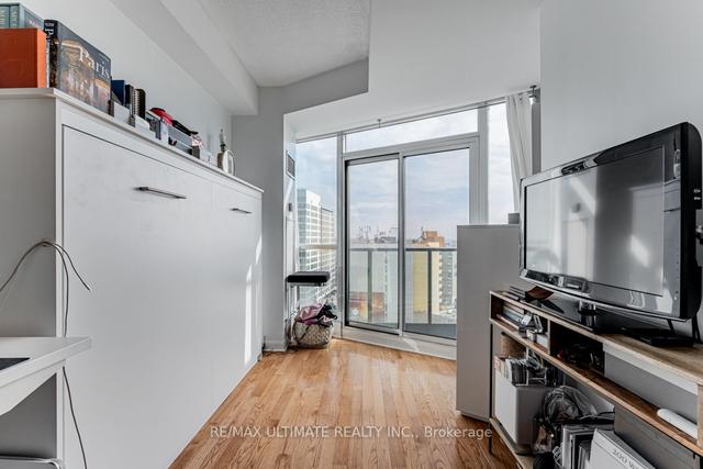1106 - 600 Fleet St, Condo with 0 bedrooms, 1 bathrooms and 0 parking in Toronto ON | Image 4