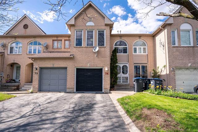 74 Cedarwood Cres, House attached with 3 bedrooms, 3 bathrooms and 3 parking in Brampton ON | Image 1