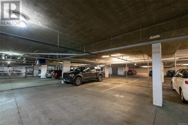Secure Underground Parking. | Image 31