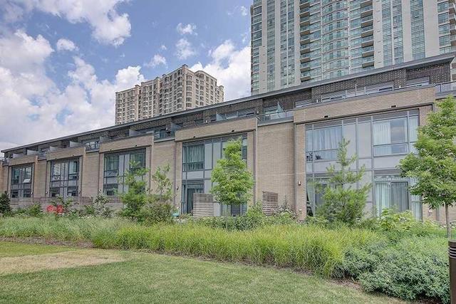 Th18 - 215 Bonis Ave, Townhouse with 3 bedrooms, 2 bathrooms and 1 parking in Toronto ON | Image 20