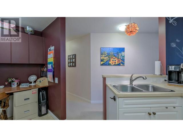 210 - 515 Houghton Road, Condo with 2 bedrooms, 2 bathrooms and null parking in Kelowna BC | Image 28