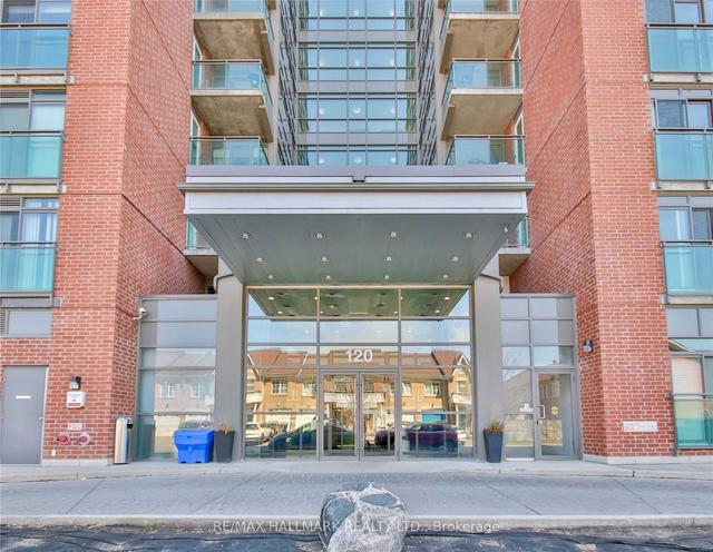 124 - 120 Dallimore Circ, Condo with 1 bedrooms, 1 bathrooms and 1 parking in Toronto ON | Image 1