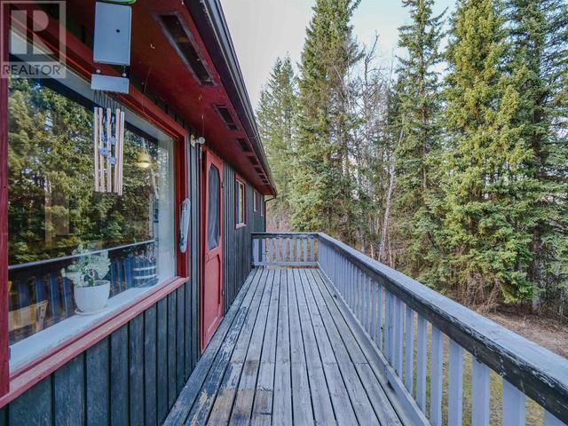 2255 Heaton Road, House detached with 5 bedrooms, 3 bathrooms and null parking in Cariboo B BC | Image 36
