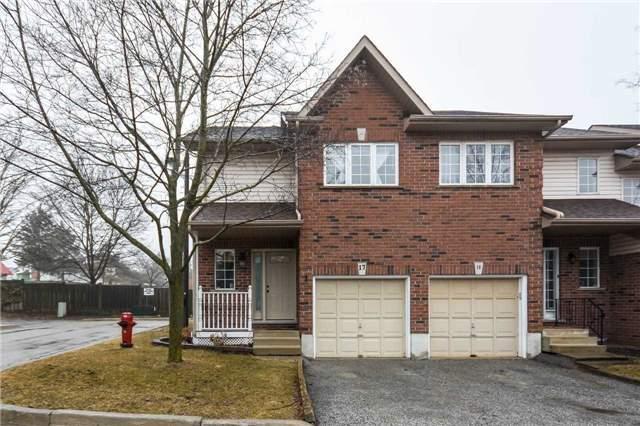 17 - 5 Spring St, Townhouse with 3 bedrooms, 2 bathrooms and 1 parking in Orangeville ON | Image 1