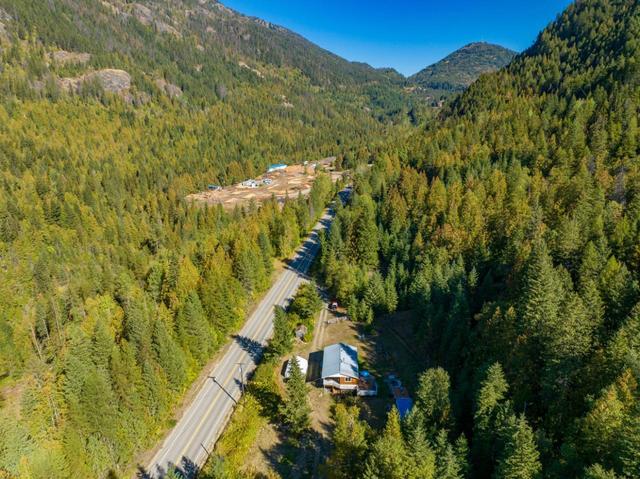 1110 Highway 22, House detached with 3 bedrooms, 1 bathrooms and null parking in Kootenay Boundary B BC | Image 55