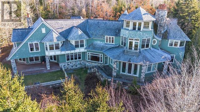 501 Kennebecasis Drive, House detached with 5 bedrooms, 3 bathrooms and null parking in Saint John NB | Image 1