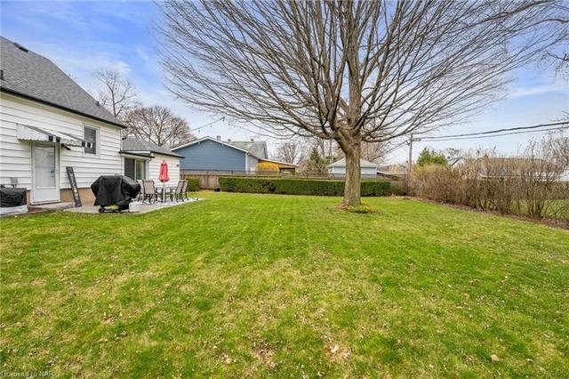 11 West Lynn Street, House detached with 3 bedrooms, 2 bathrooms and 3 parking in St. Catharines ON | Image 44