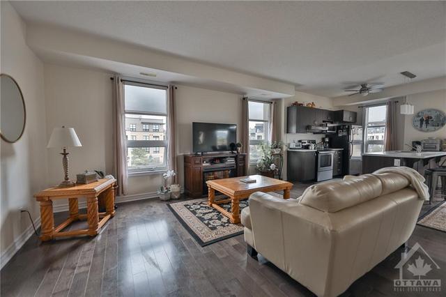 304 - 140 Montblanc Private, Condo with 2 bedrooms, 2 bathrooms and 1 parking in Ottawa ON | Image 5