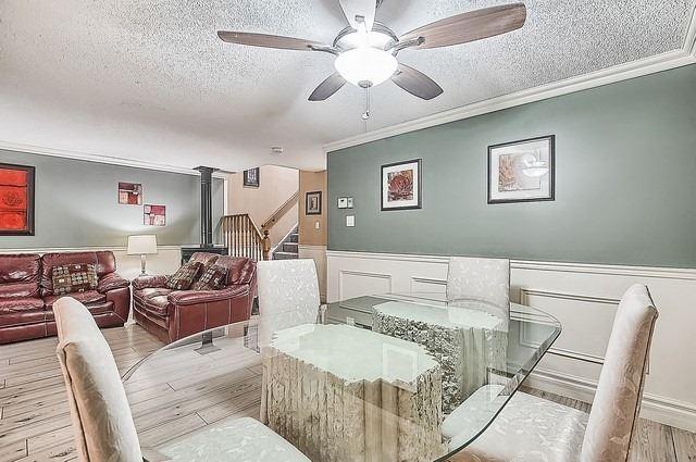 104 Loggers Run Rd, Townhouse with 3 bedrooms, 2 bathrooms and 1 parking in Barrie ON | Image 6